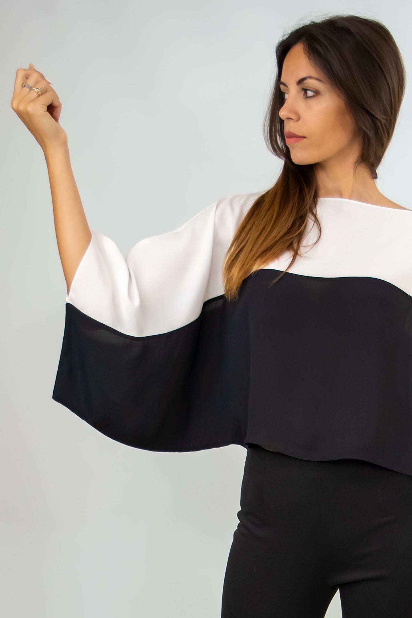 Blusa con mangas kimono