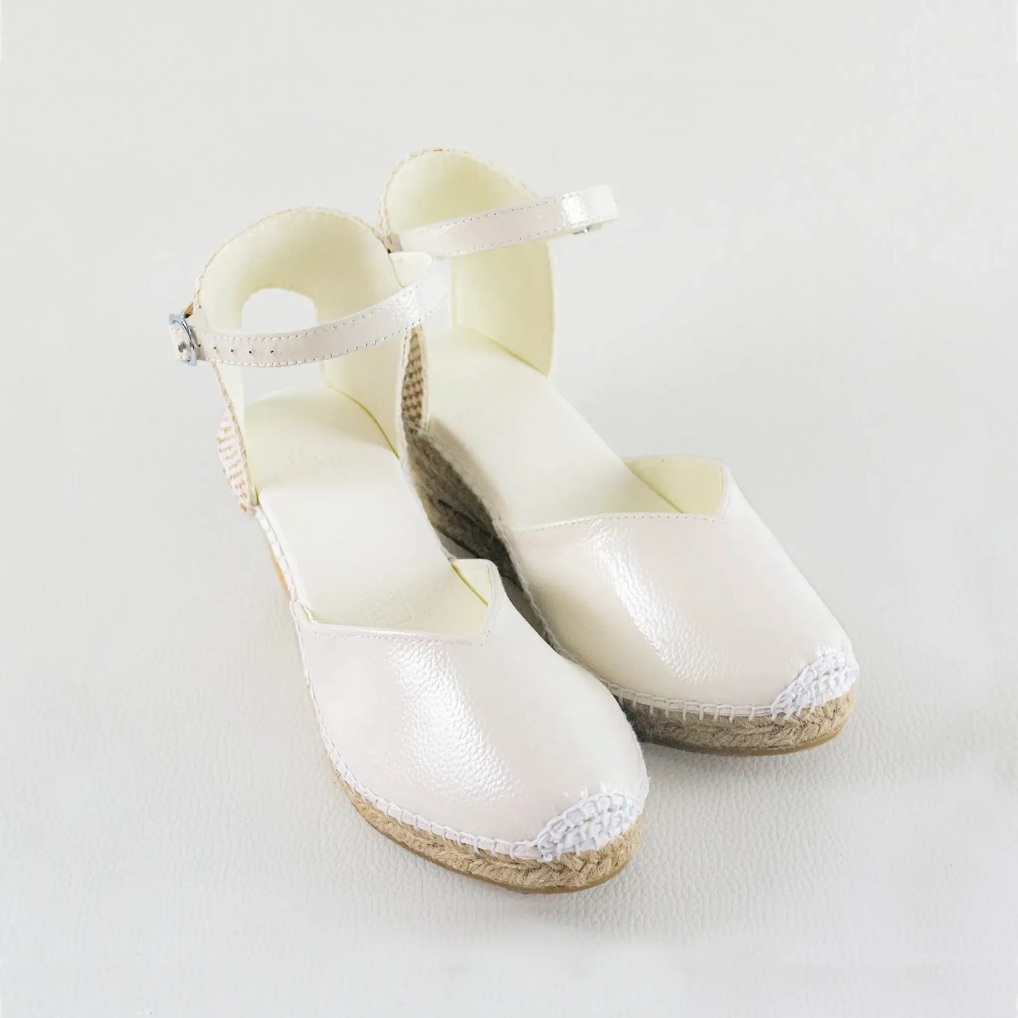 Altea 01 Cuir Blanc Relief